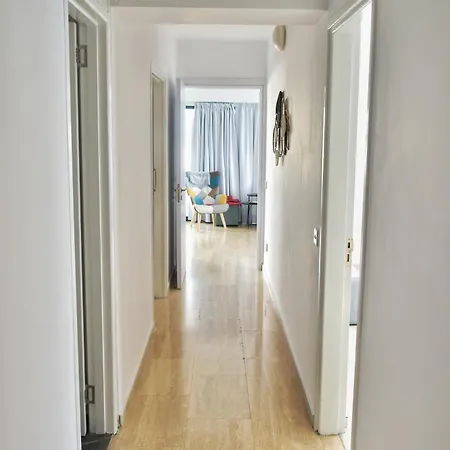 Stunning Top-floor Beachfront *