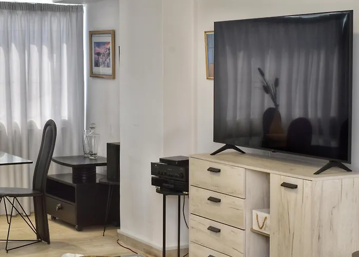 Διαμέρισμα Stunning Top-floor Beachfront