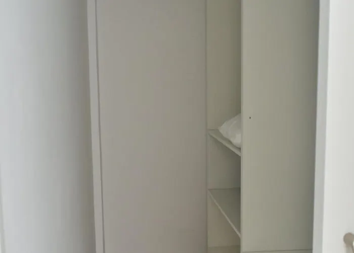 Stunning Top-floor Beachfront